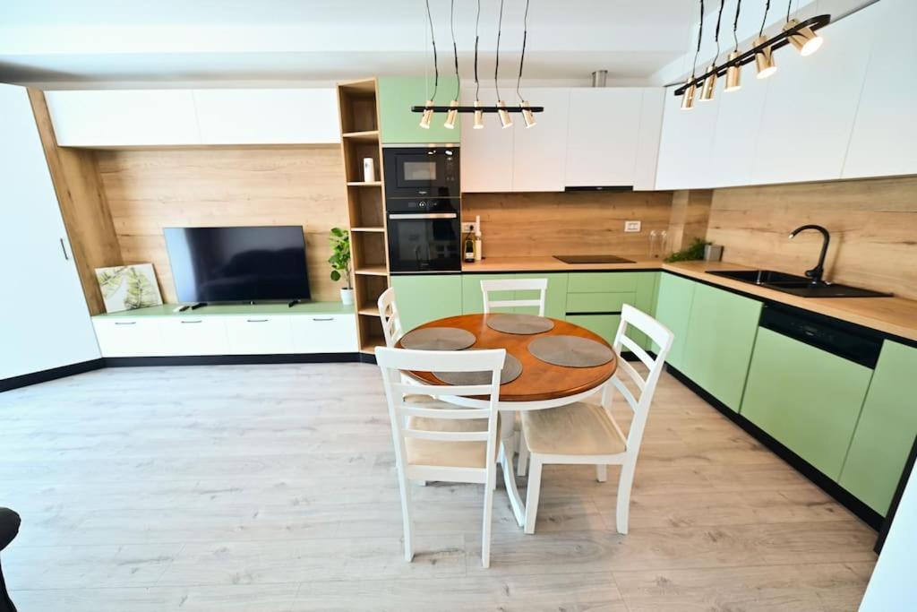 Flh - The Lake Home - Apt 33 锡比乌 外观 照片